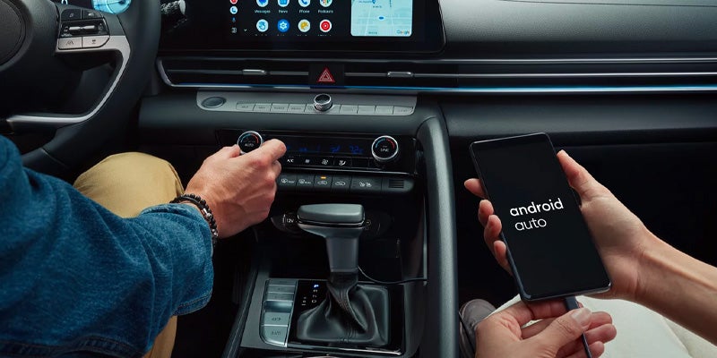 2025 Hyundai Elantra Hybrid Interior